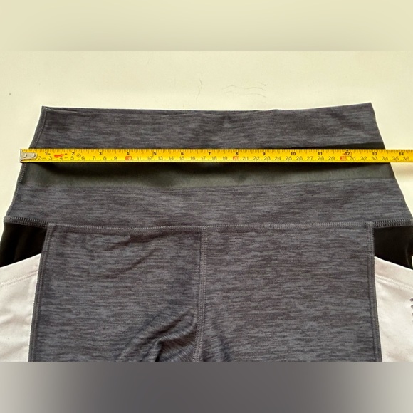 PINK Victoria’s Secret Ultimate leggings Sz. M - Picture 4 of 6